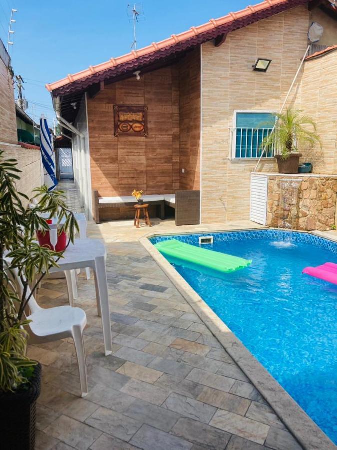 Casa Moderna E Aconchegante Com Opcao De Piscina Aquecida Cobrado A Parte, Area Gourmet Com Churrasqueira Em Deck Coberto, Lareira Na Sala A Apenas 50 Metros Da Praia Villa ปรายากรันเด ภายนอก รูปภาพ