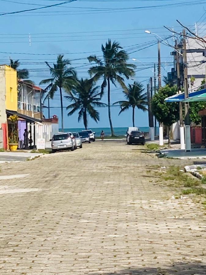 Casa Moderna E Aconchegante Com Opcao De Piscina Aquecida Cobrado A Parte, Area Gourmet Com Churrasqueira Em Deck Coberto, Lareira Na Sala A Apenas 50 Metros Da Praia Villa ปรายากรันเด ภายนอก รูปภาพ